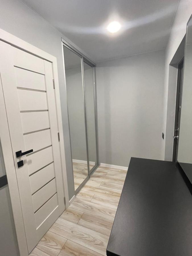 Mb Livinga Apartamentai Naftininku G Mažeikiai Buitenkant foto